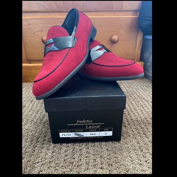 Men’s Red Dress Loafer Tux Shoes - Picture 2 of 6